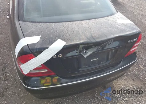 2004 Mercedes-Benz C 240 4Matic from USA, damaged, VIN WDBRF81J84F469690